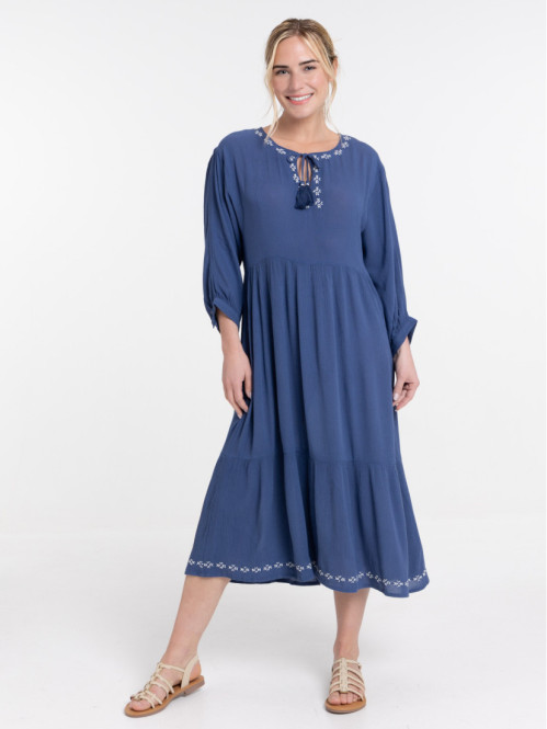 Robe avec broderies bleu de...