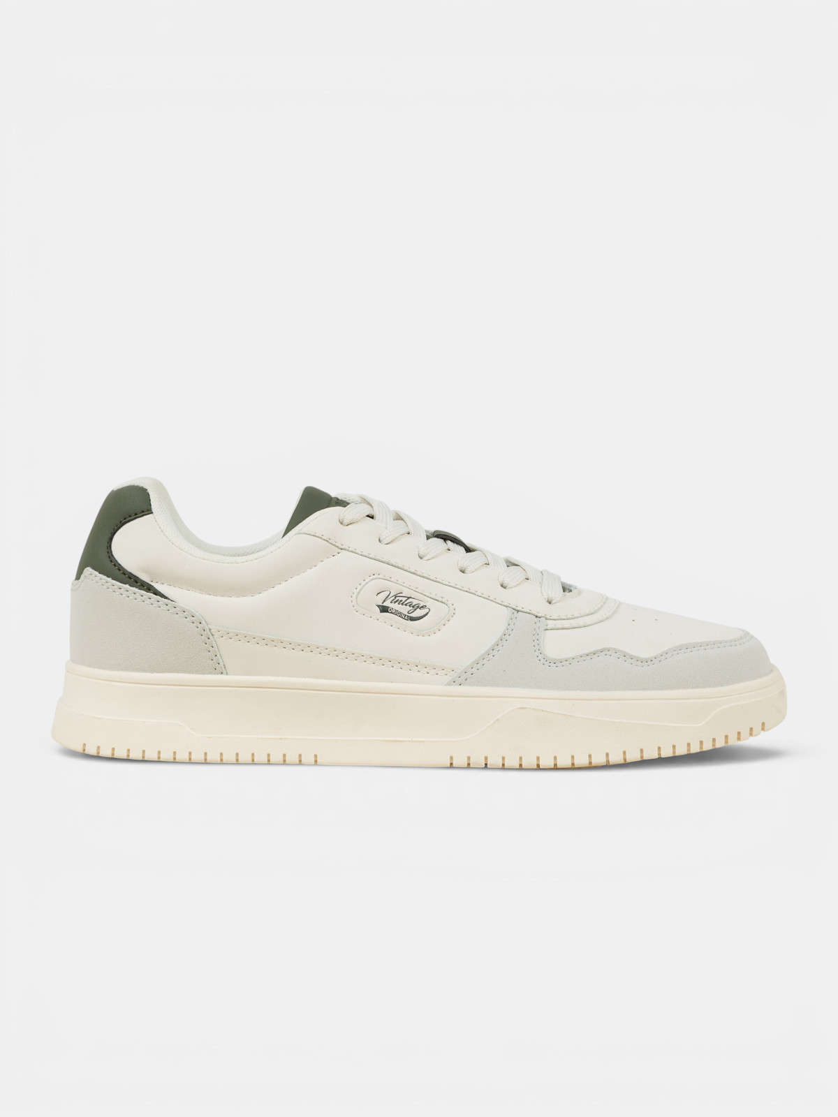 Basket à lacet blanche homme (40-46) Basket à lacet blanche homme (40-46)