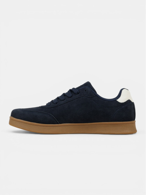 Basket navy bande blanche...