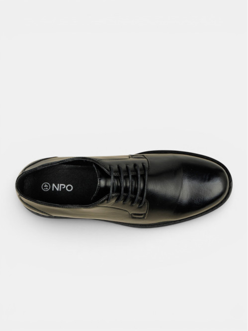 Chaussures lacets noires...