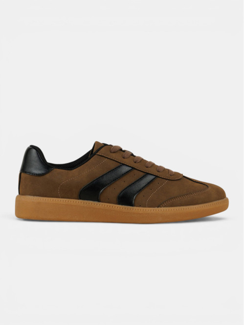 Baskets bandes noires homme...