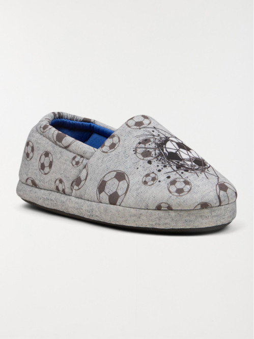 Chaussons gris football...