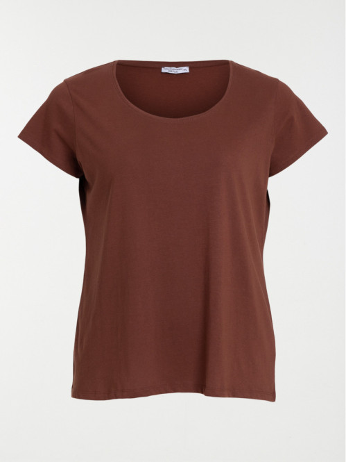 T-shirt marron grande...