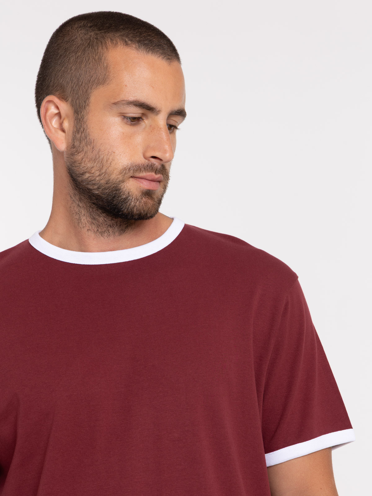 T-shirt cherry détails contrastés homme
