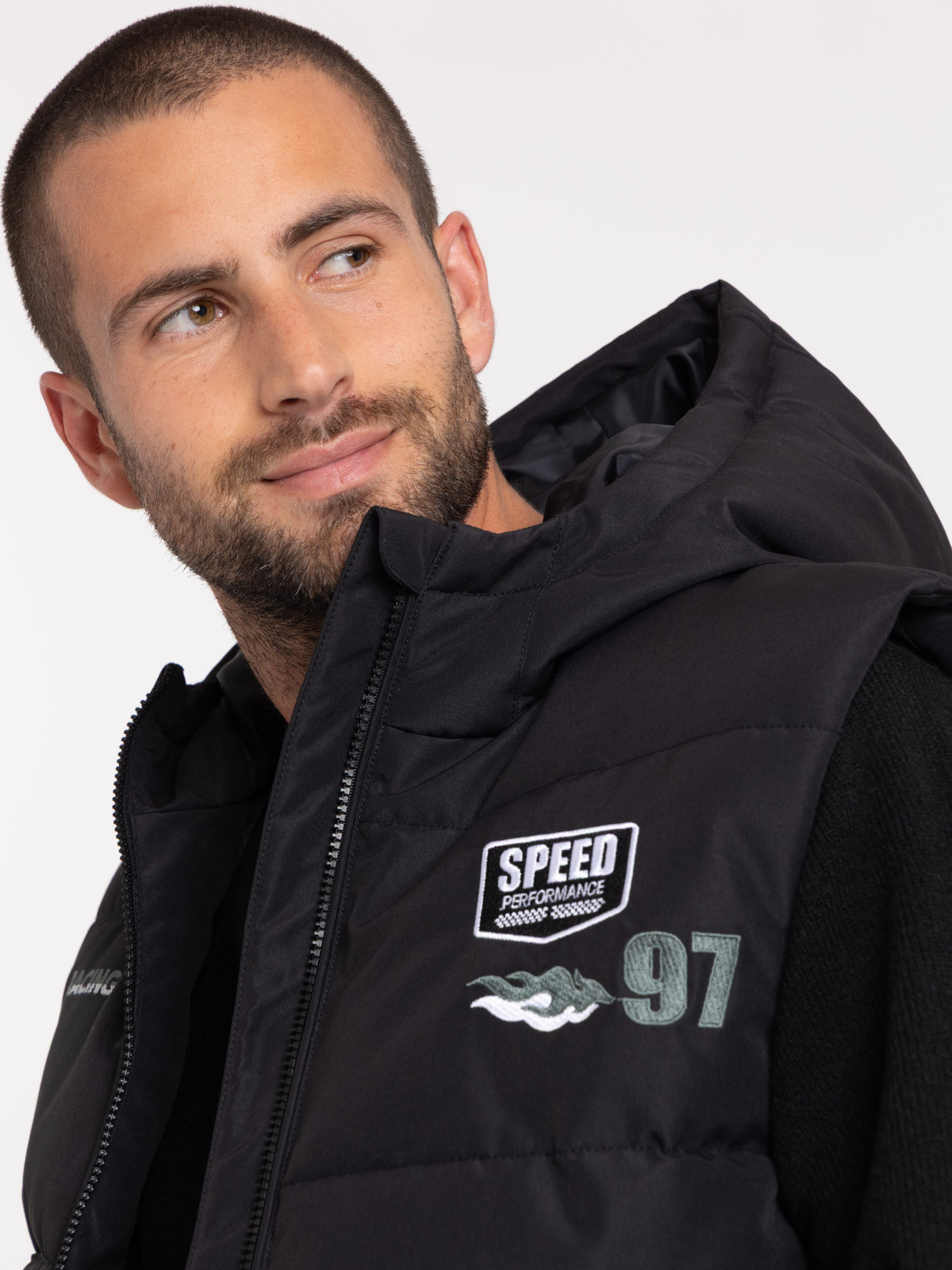 Veste noire capuche sans manches homme Veste noire capuche sans manches homme