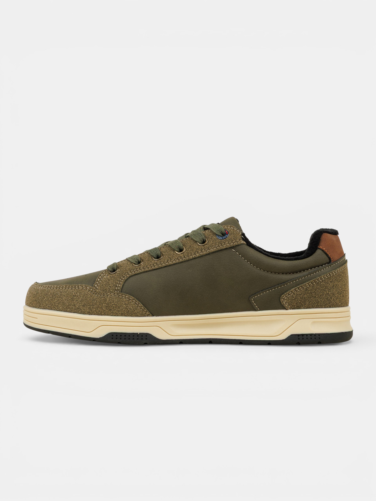 Baskets à lacets kaki homme (40-46) Baskets à lacets kaki homme (40-46)