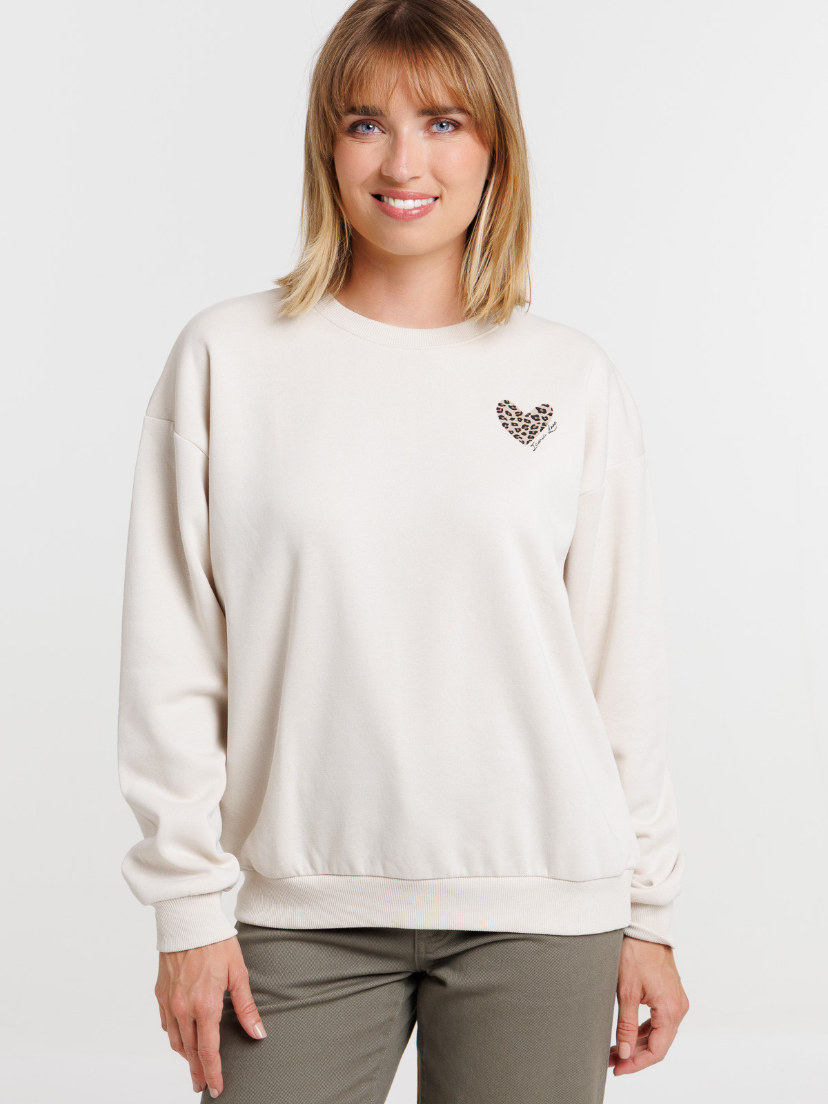 Sweat coeur poitrine beige femme Sweat coeur poitrine beige femme