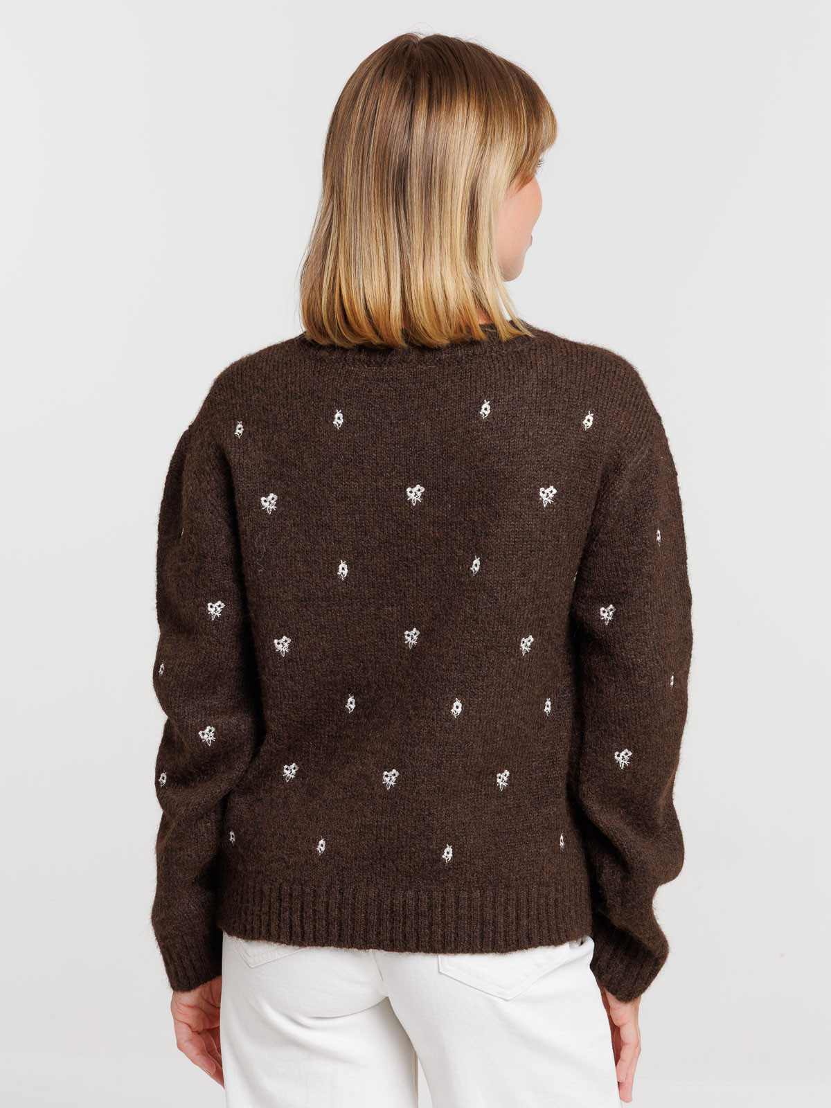 Pull femme motifs brodés Pull femme motifs brodés