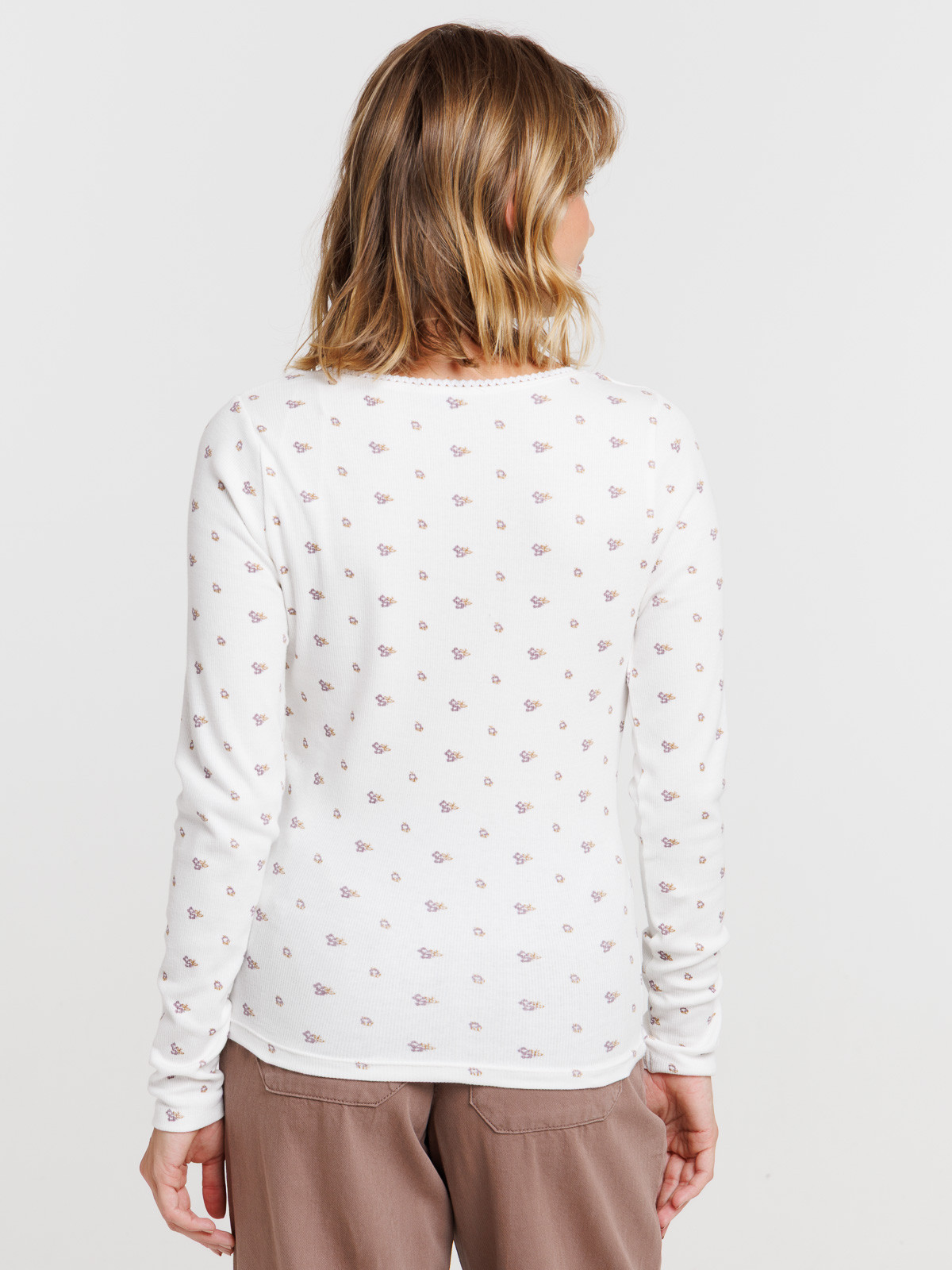 T-shirt col carré fleuri femme
