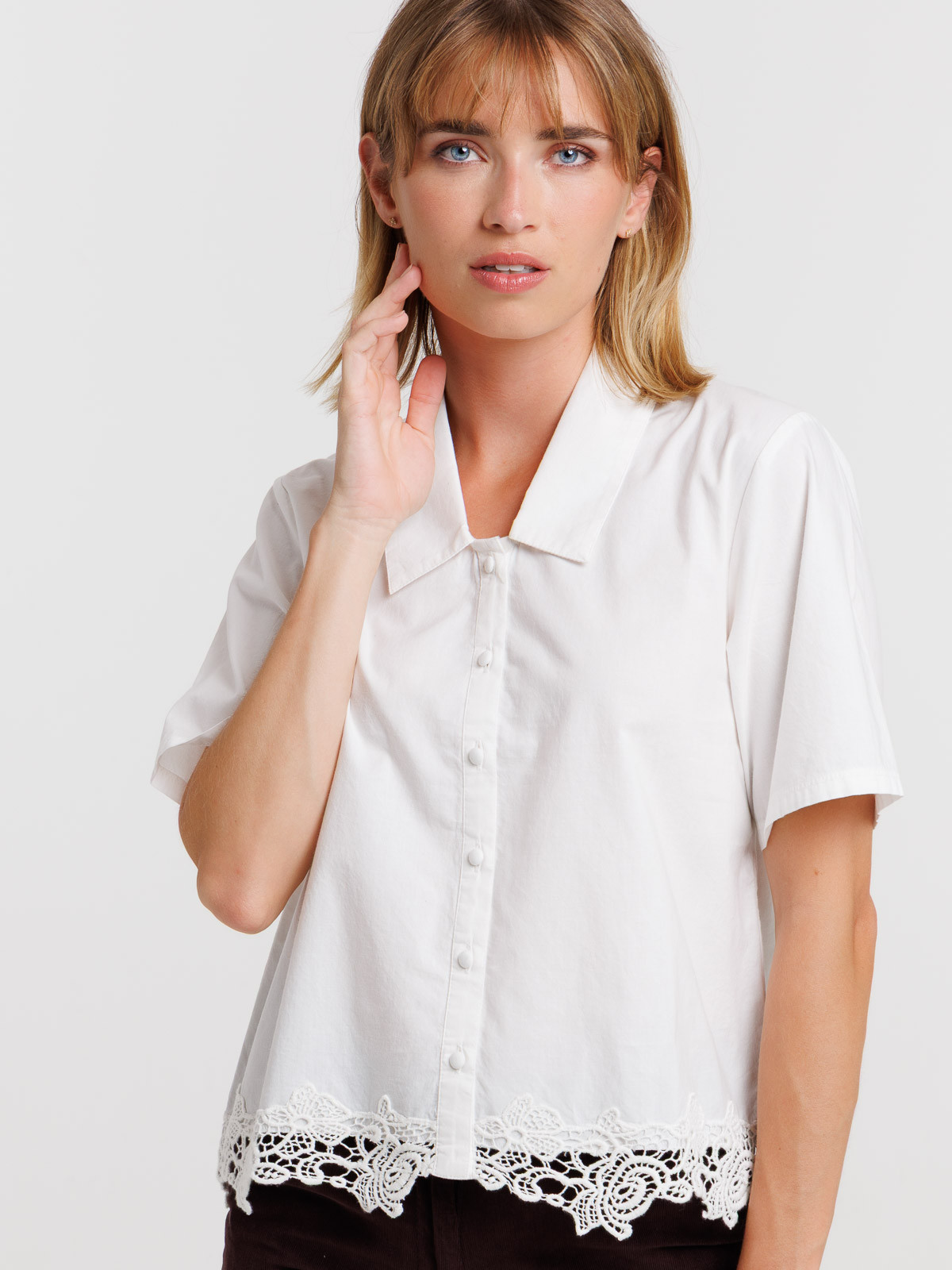 Chemise avec bande en dentelle femme