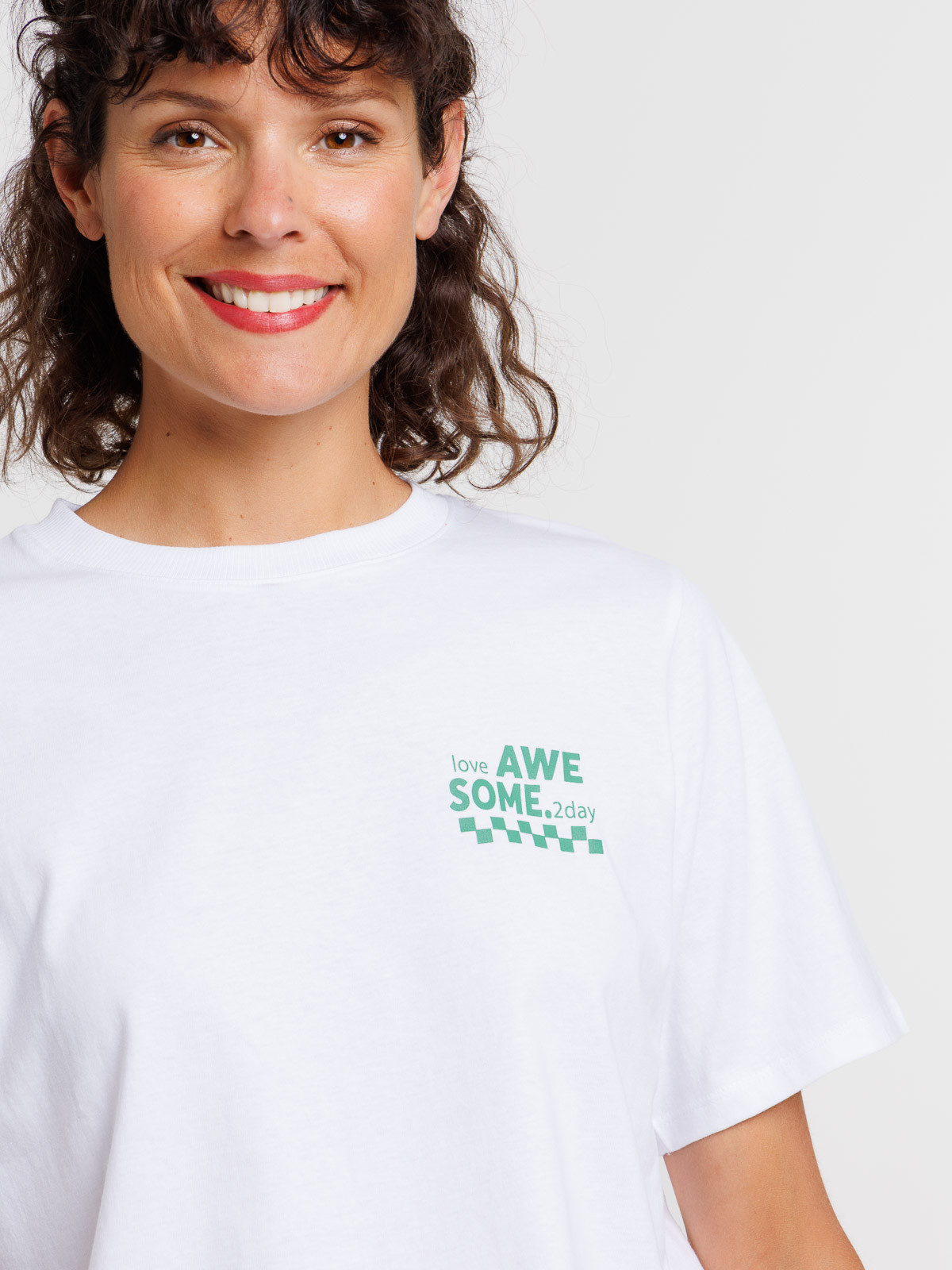 T-shirt blanc motif devant et dos femme T-shirt blanc motif devant et dos femme