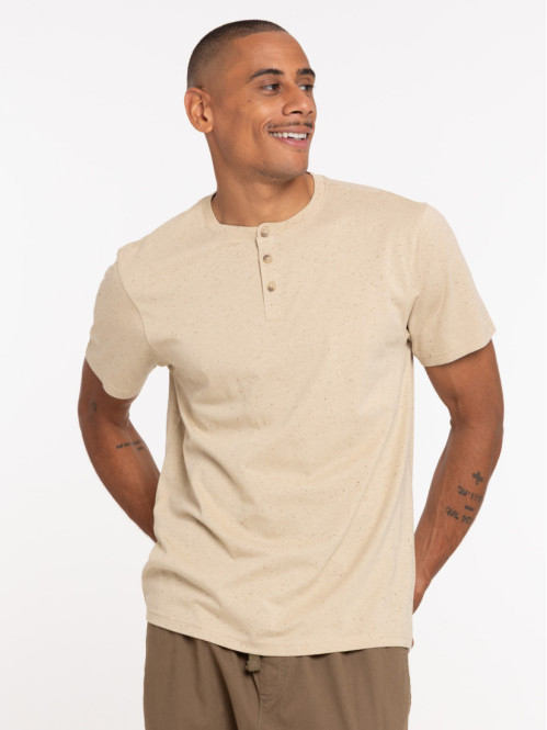 T-shirt col rond boutonné...