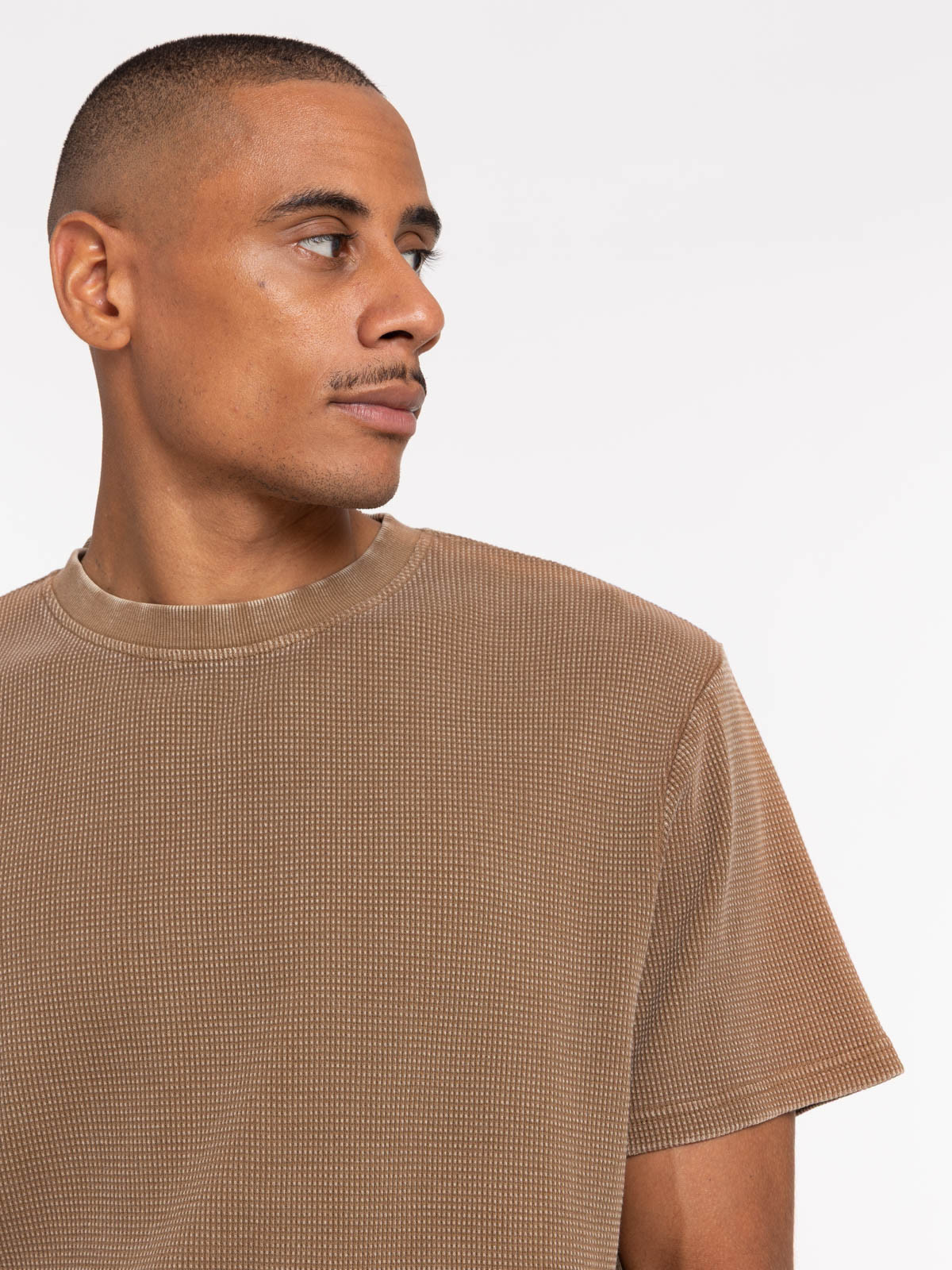 T-shirt col rond manches courtes homme T-shirt col rond manches courtes homme