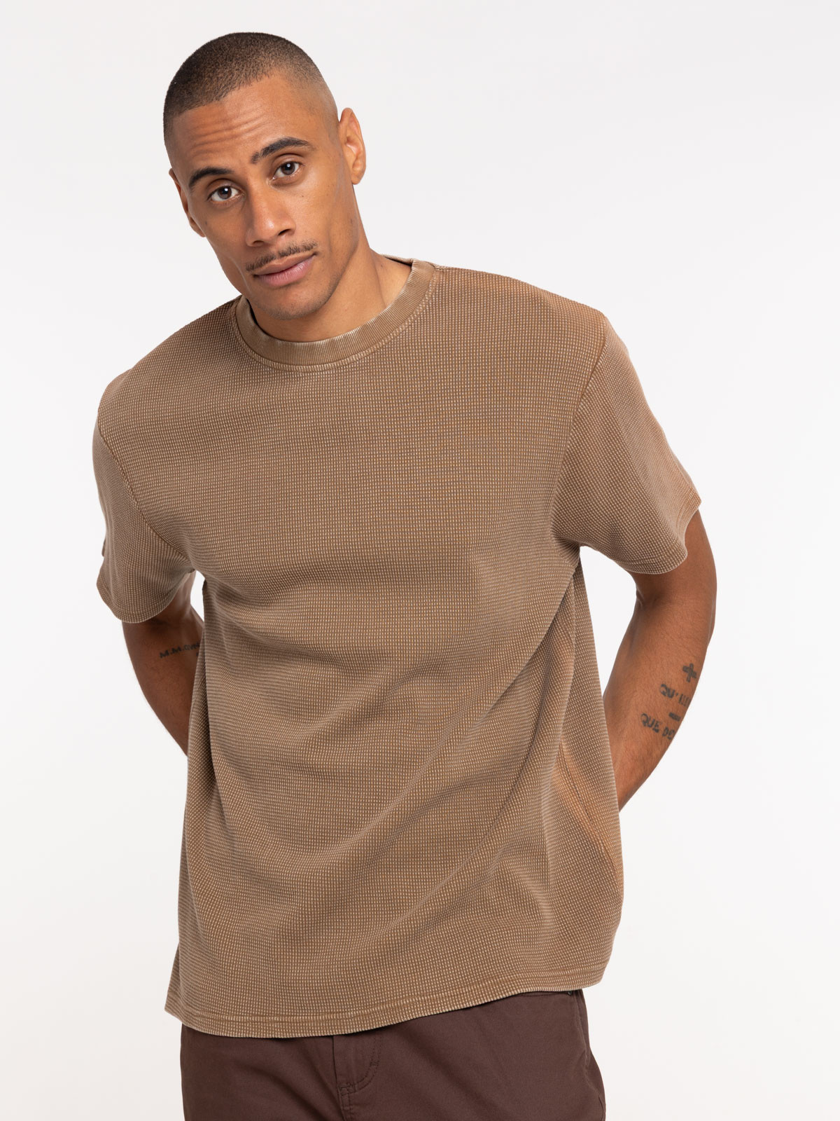 T-shirt col rond manches courtes homme T-shirt col rond manches courtes homme