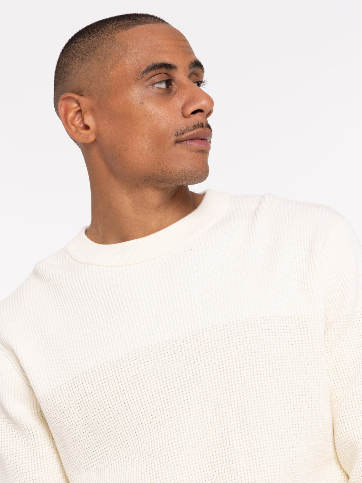 Pull col rond homme coloris ficelle Pull col rond homme coloris ficelle