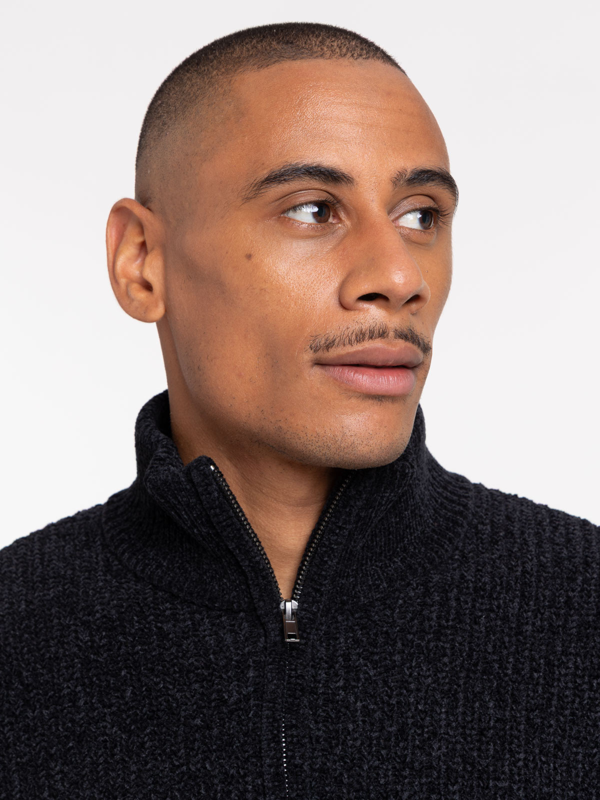 Pull maille chenille col montant homme Pull maille chenille col montant homme