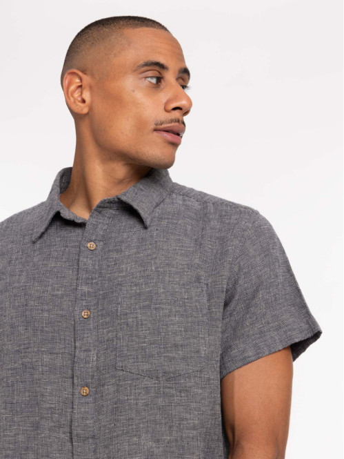 Chemise manches courtes...