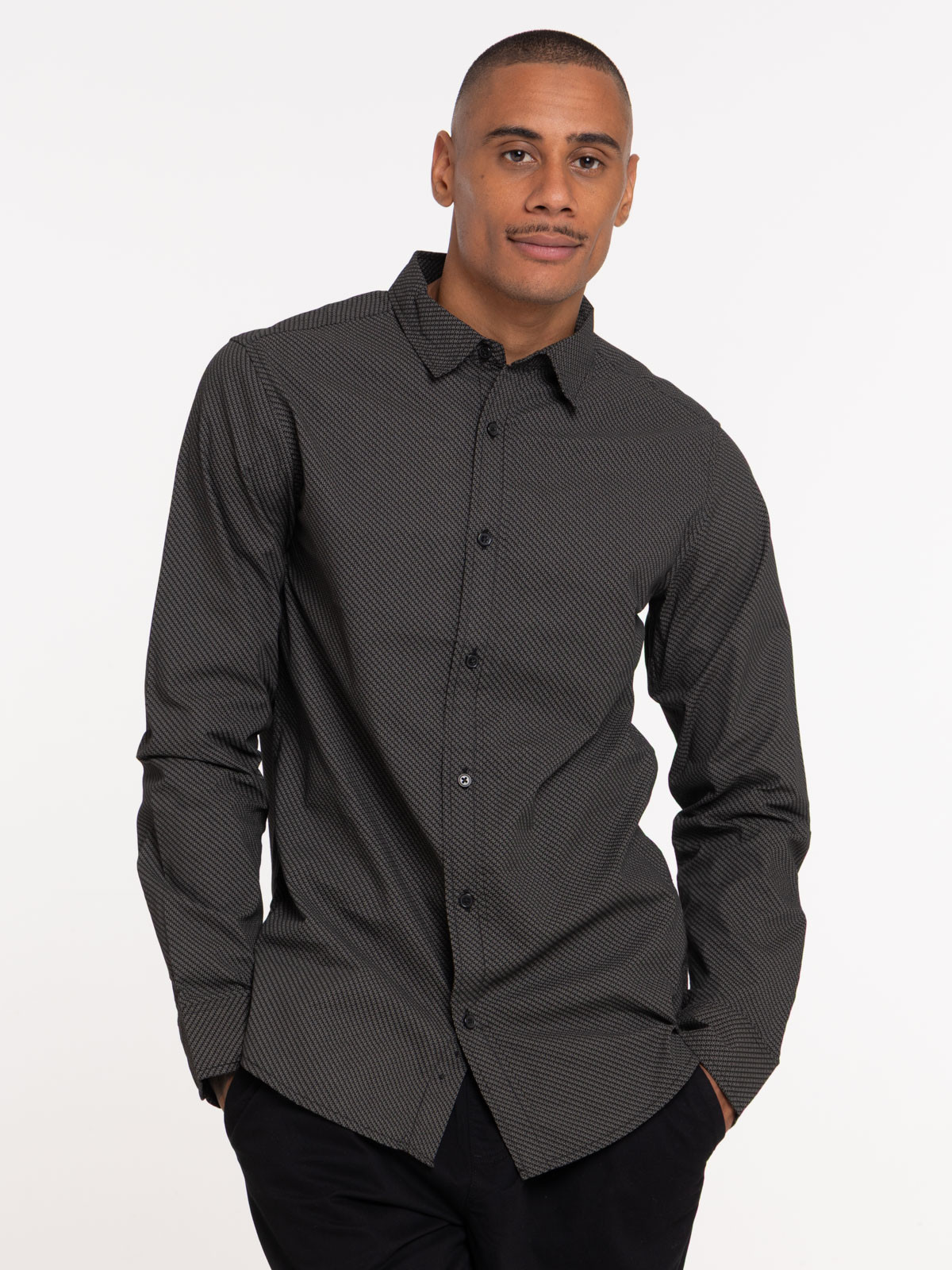 Chemise noire imprimée homme
