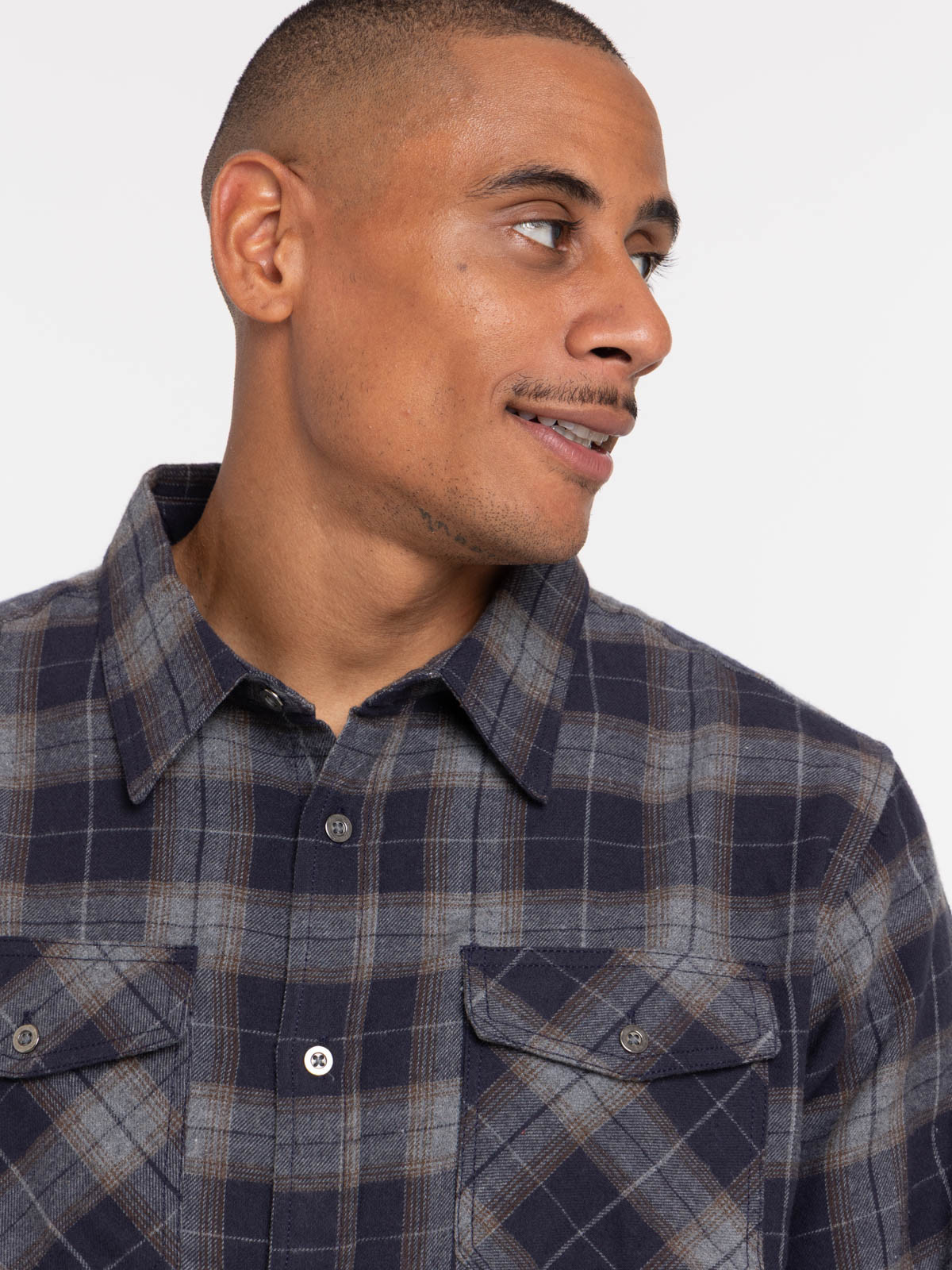 Chemise à carreaux homme