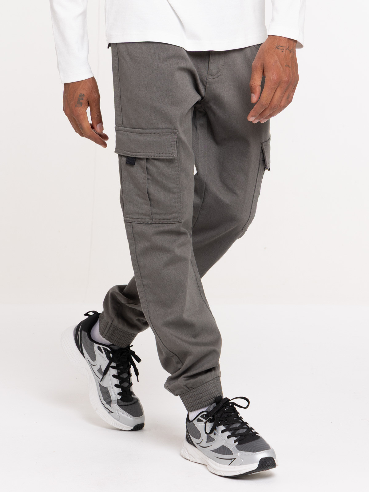 Pantalon cargo coloris gunmetal homme