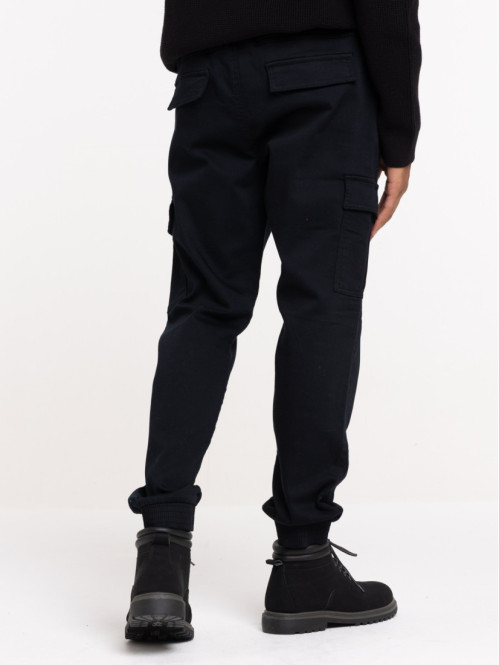 Pantalon cargo coloris noir...