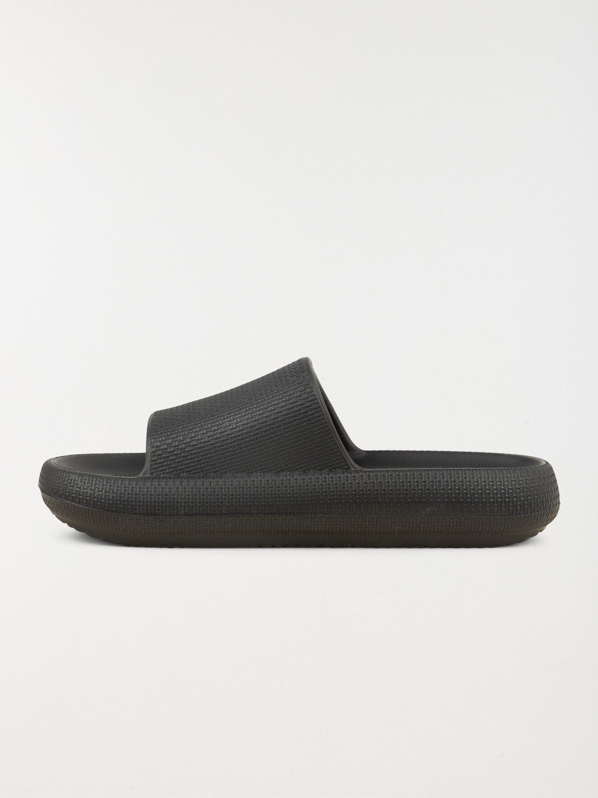 Claquettes noires femme (36-41) Claquettes noires femme (36-41)