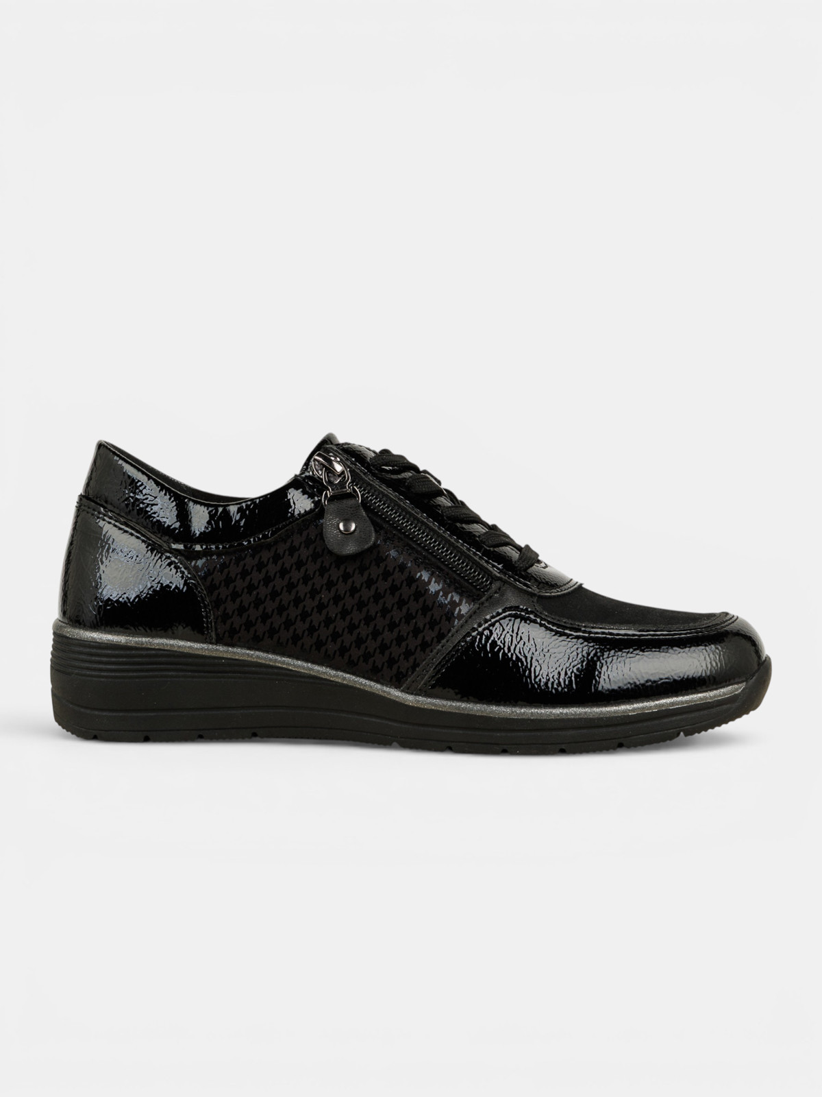 Baskets noires confort femme (36-41)