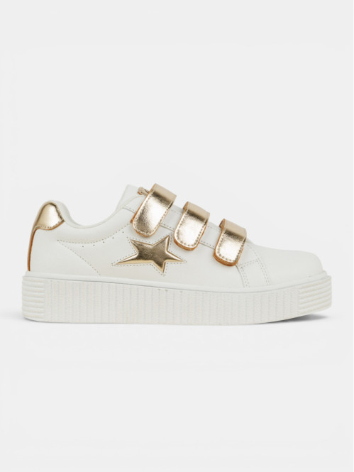 Baskets blanches scratchs...