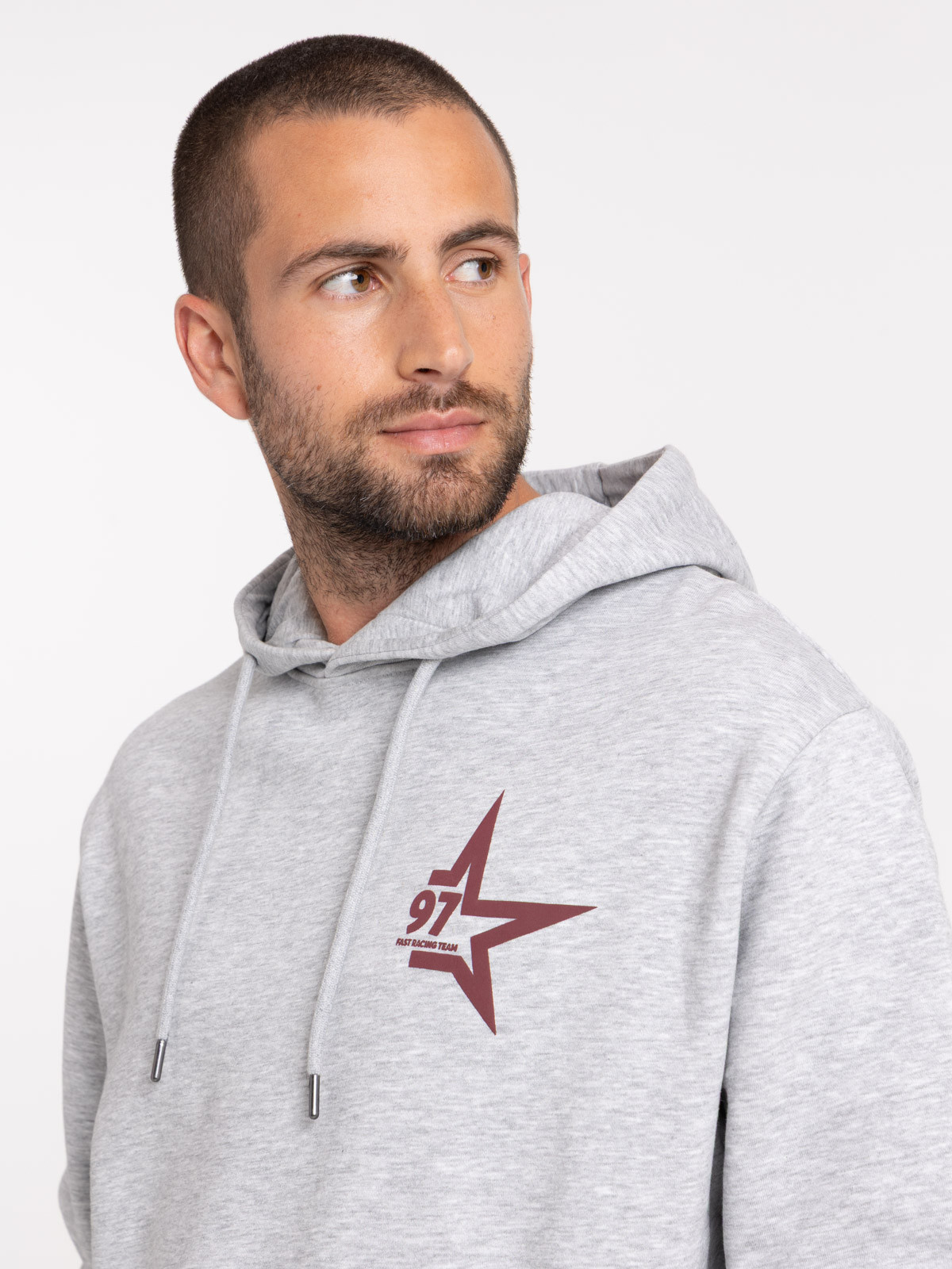 Sweat à capuche uni motif poitrine homme Sweat à capuche uni motif poitrine homme