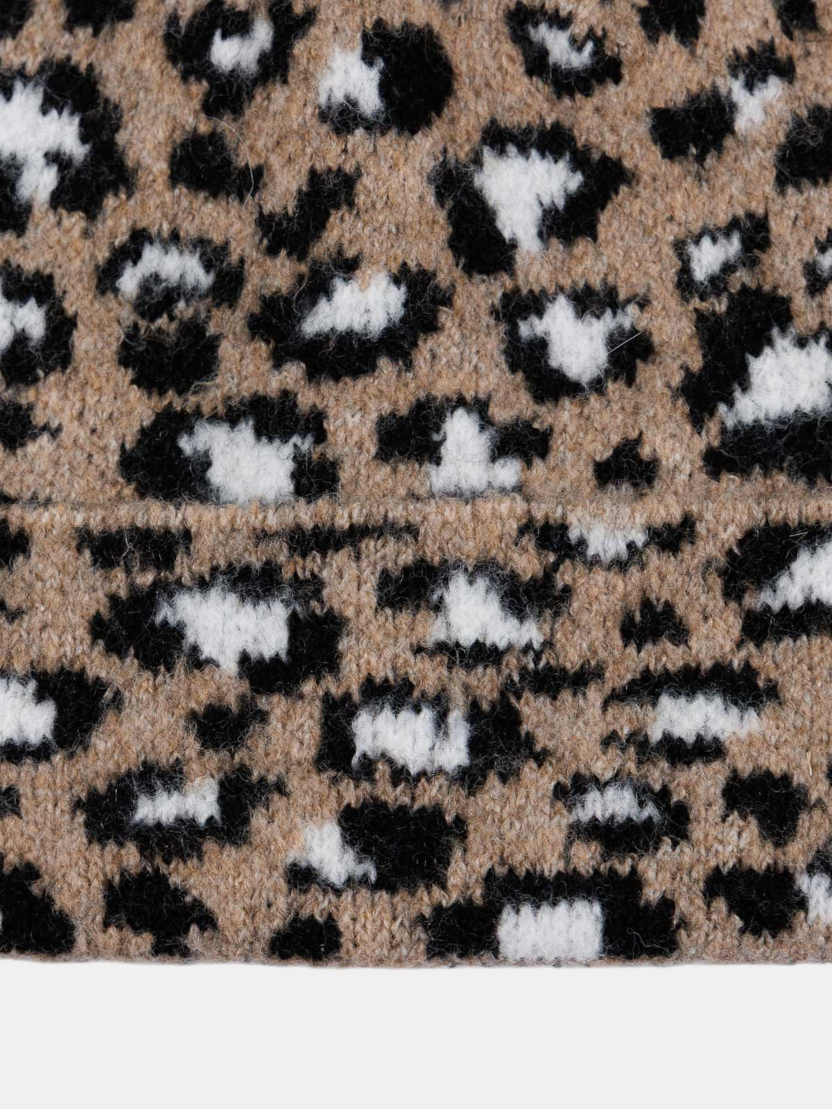 Bonnet motif léopard fille Bonnet motif léopard fille