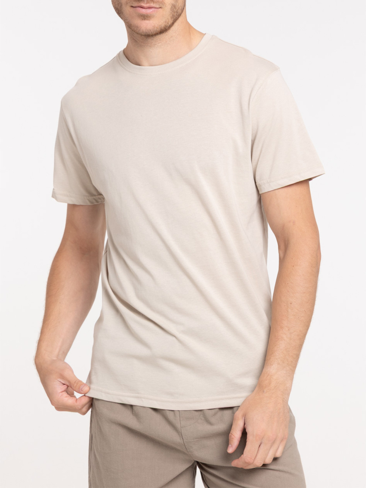 T-shirt basique col rond blond homme T-shirt basique col rond blond homme