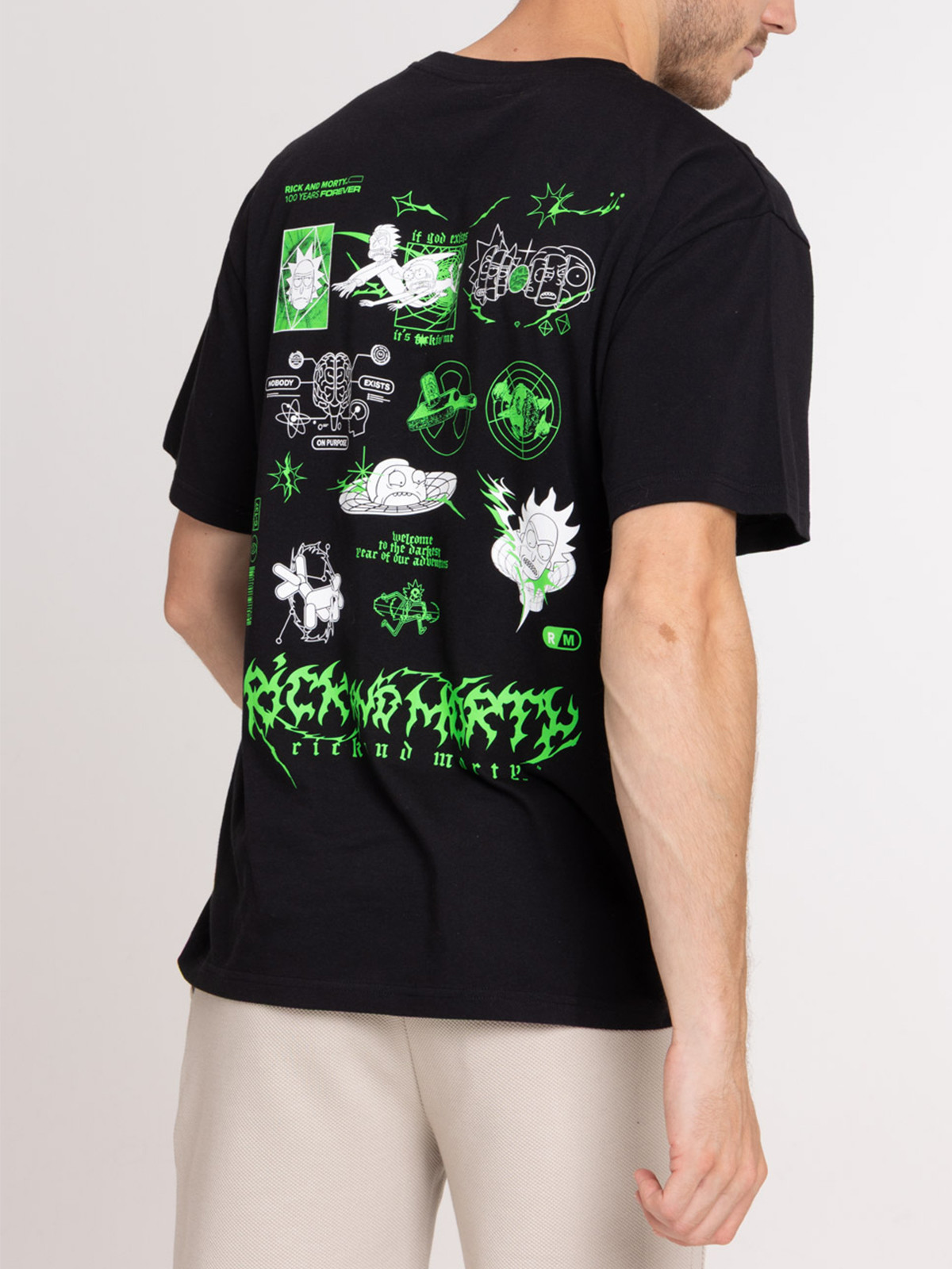 T-shirt noir Rick et Morty homme T-shirt noir Rick et Morty homme