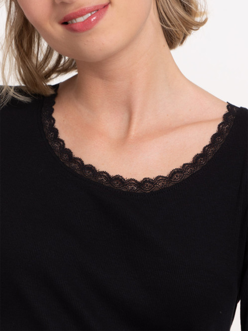 T-shirt noir col rond...