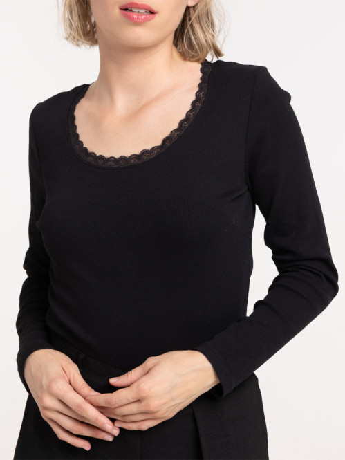 T-shirt noir col rond...