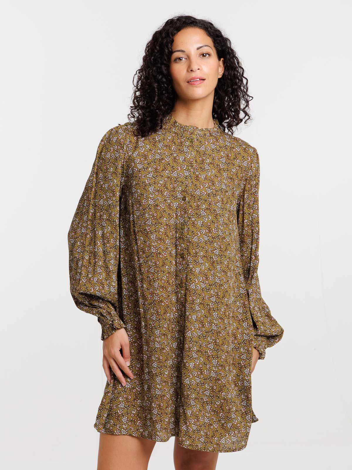 Robe fleurie boutonnée femme
