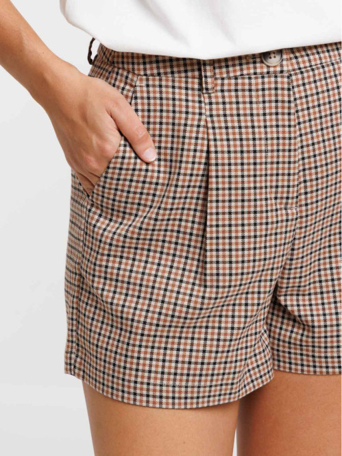 Short à carreaux femme