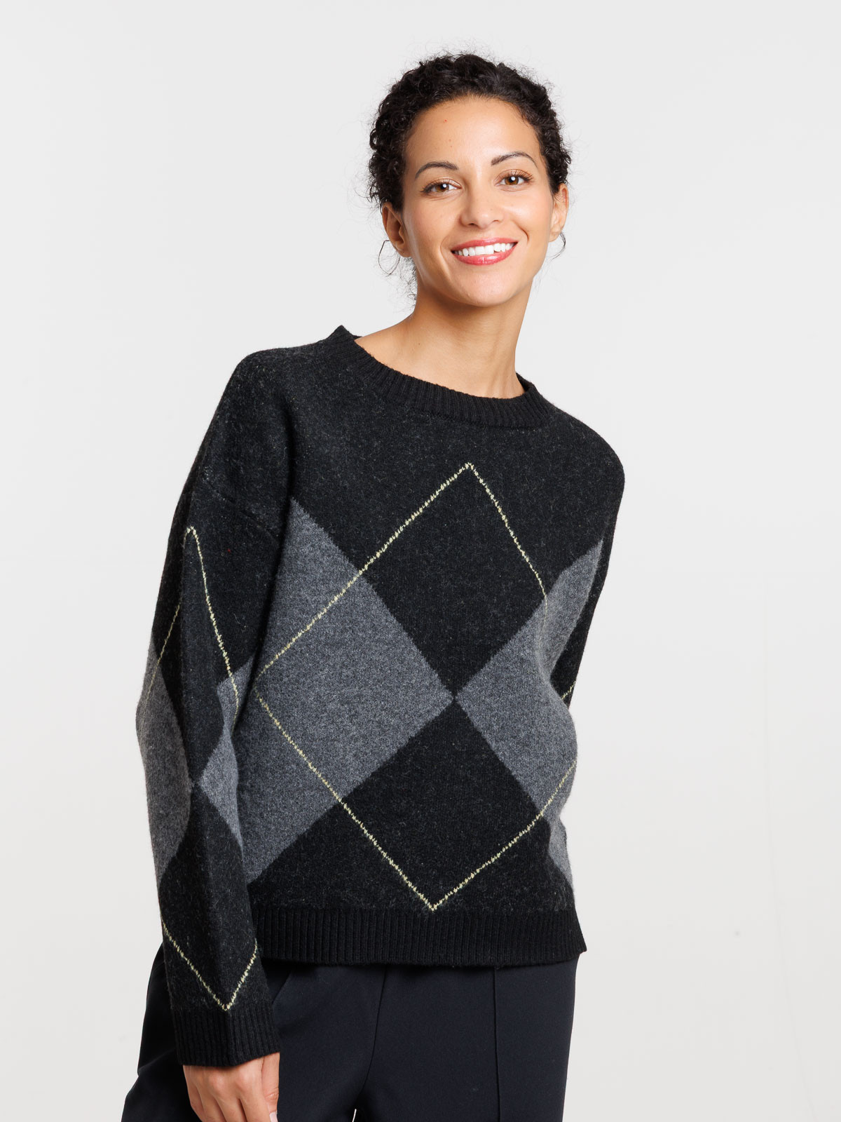 Pull à carreaux noir femme Pull à carreaux noir femme