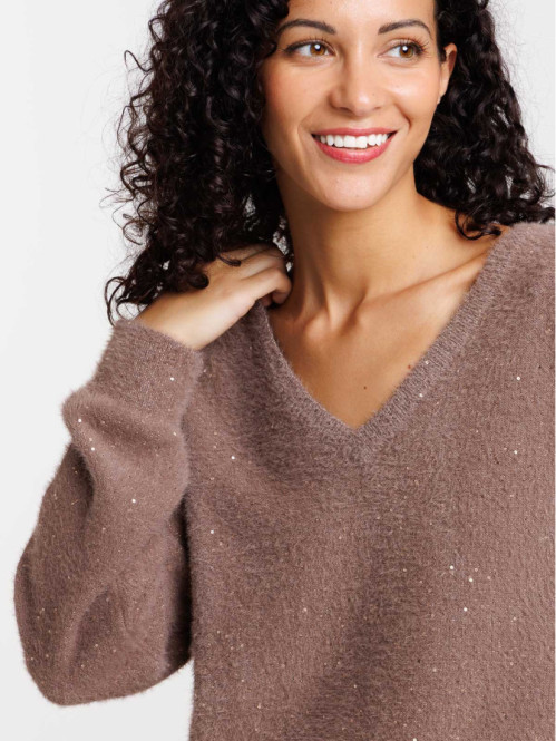 Pull col V brillant et...