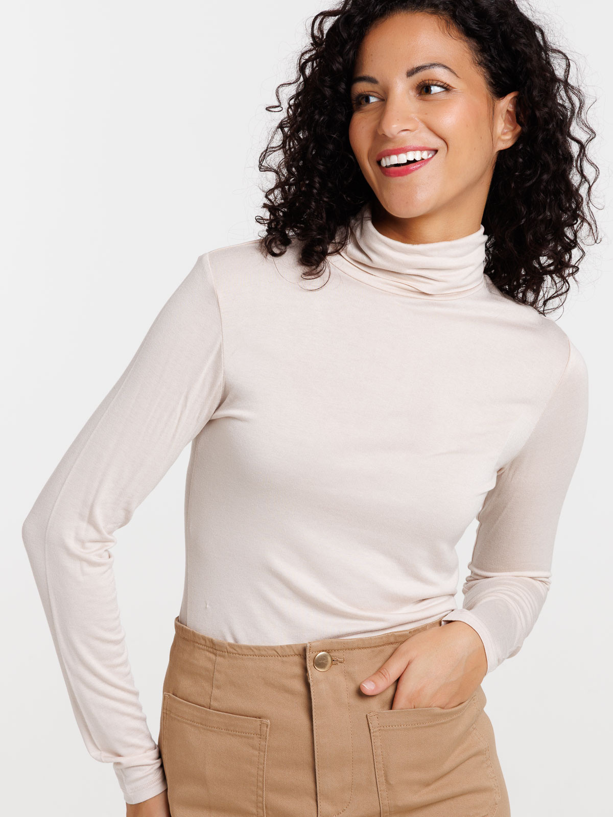 T-shirt col roulé crème grisée femme T-shirt col roulé crème grisée femme