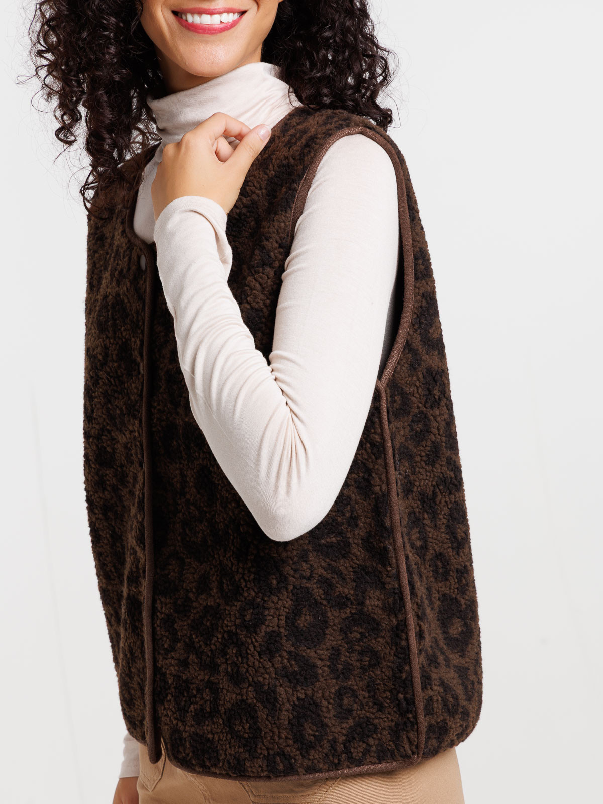 Veste sherpa sans manches léopard femme