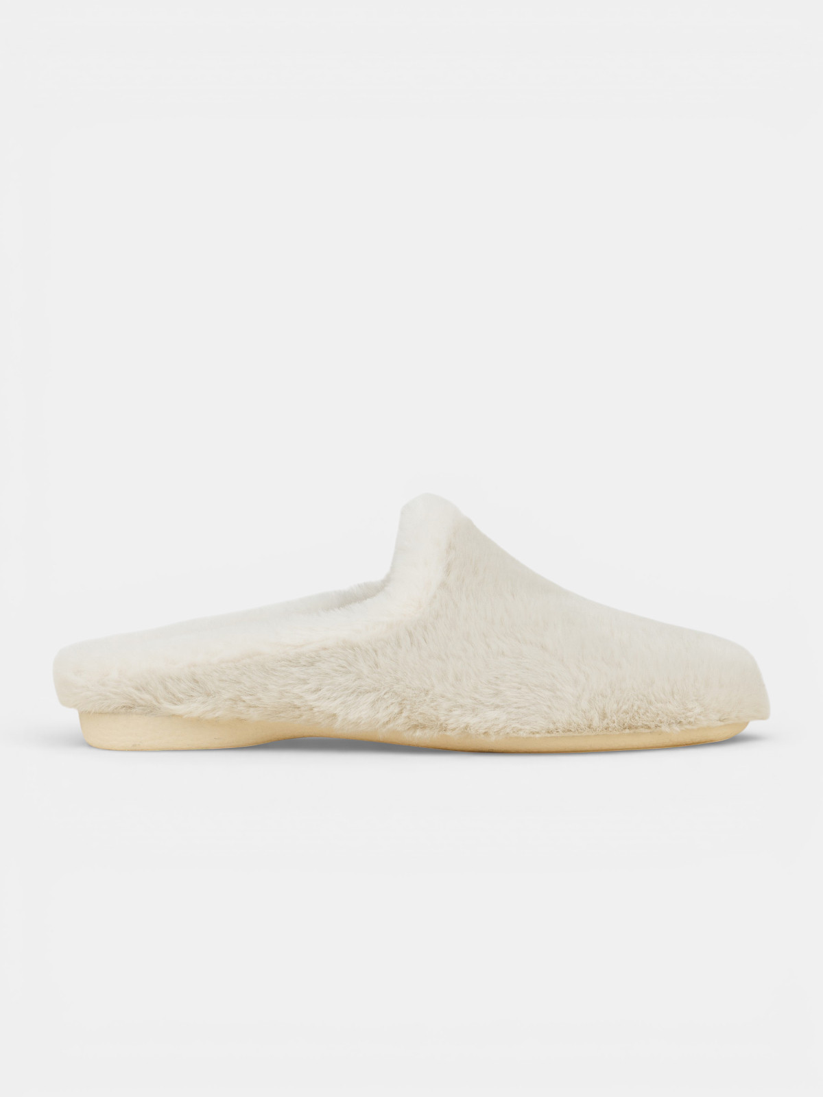 Chaussons écru femme (36-41) Chaussons écru femme (36-41)