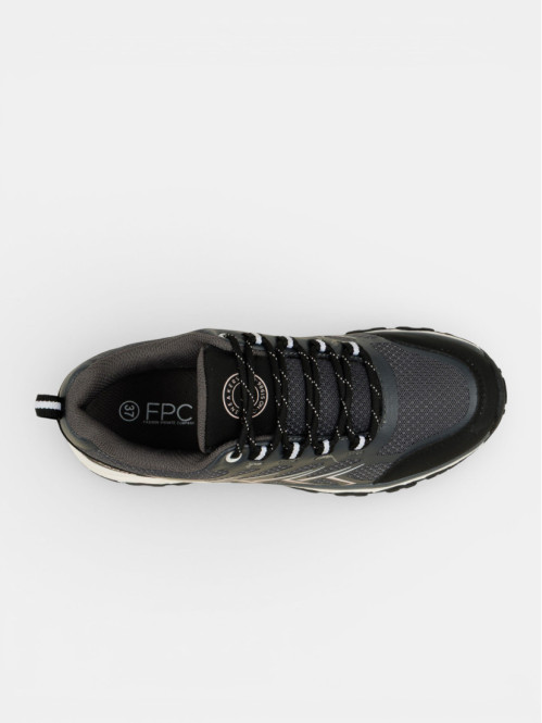 Chaussures de sport femme...