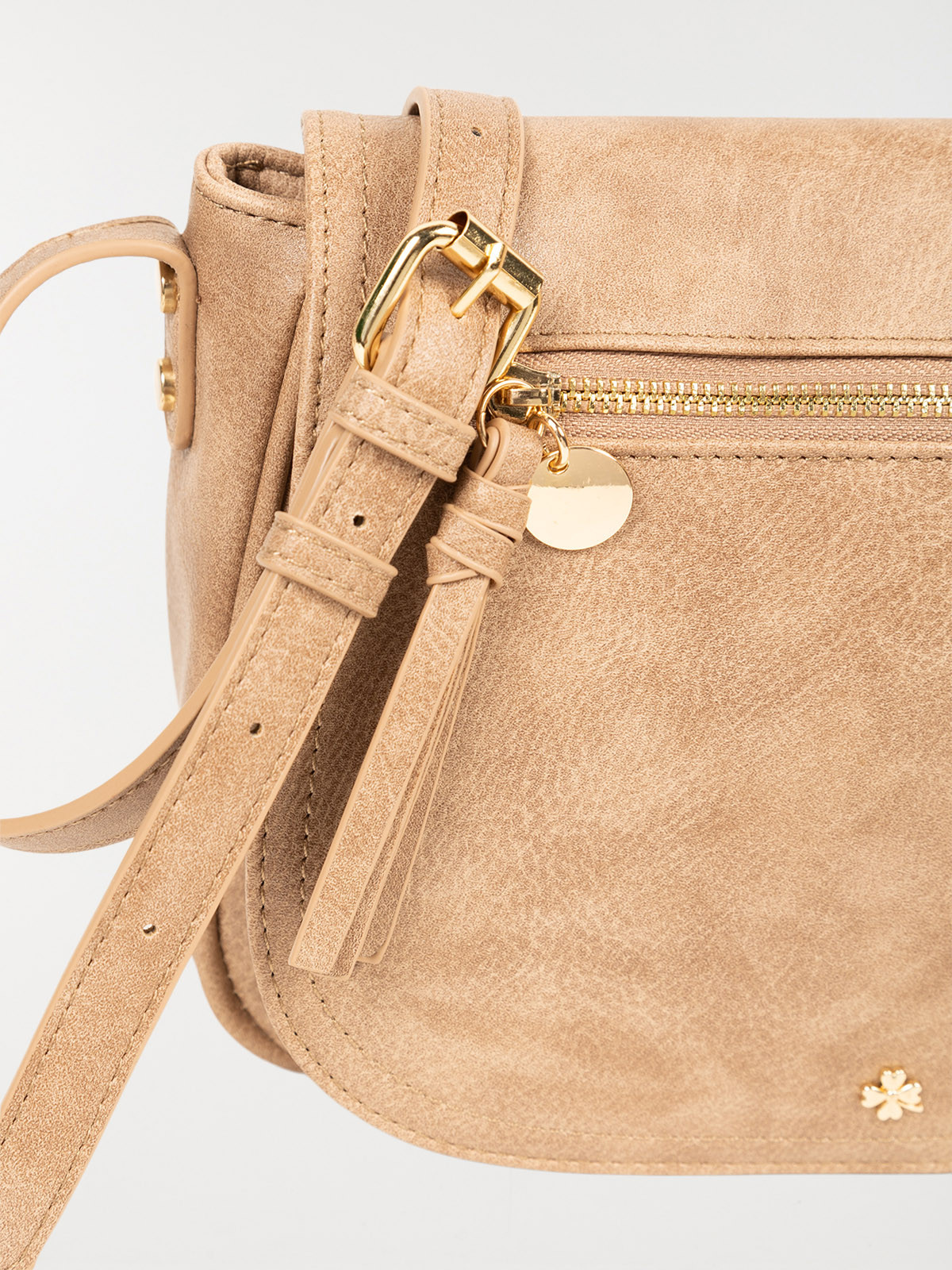 Sac forme besace bandoulière femme Sac forme besace bandoulière femme