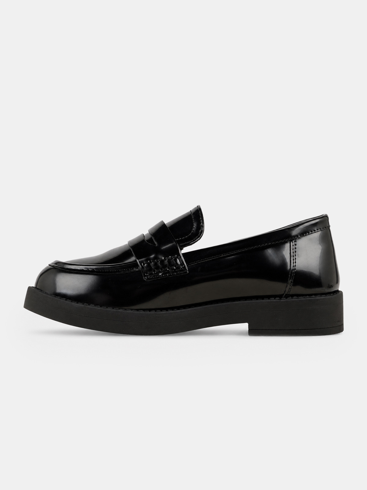 Mocassins coloris noir femme (36-41) Mocassins coloris noir femme (36-41)