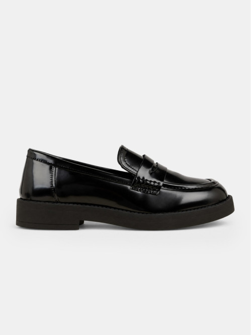 Mocassins coloris noir...
