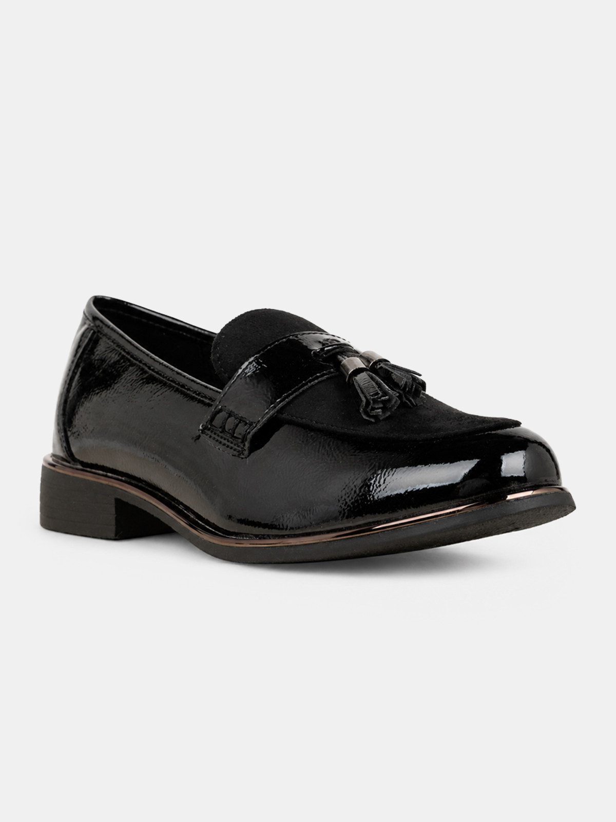 Mocassins noirs pompons femme (37-42) Mocassins noirs pompons femme (37-42)
