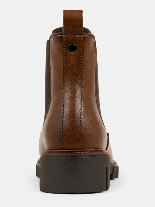Bottines marrons plates...