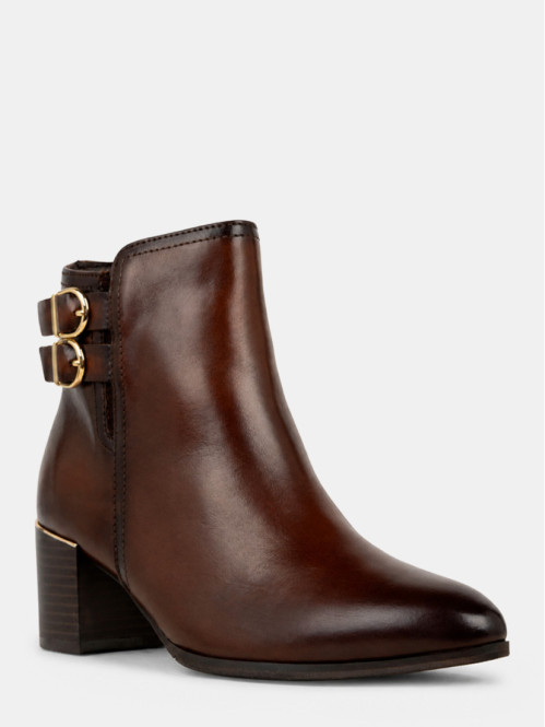 Bottines à talon marron...