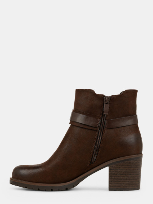 Bottines à talon marron...