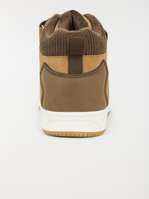 Basket montante camel...